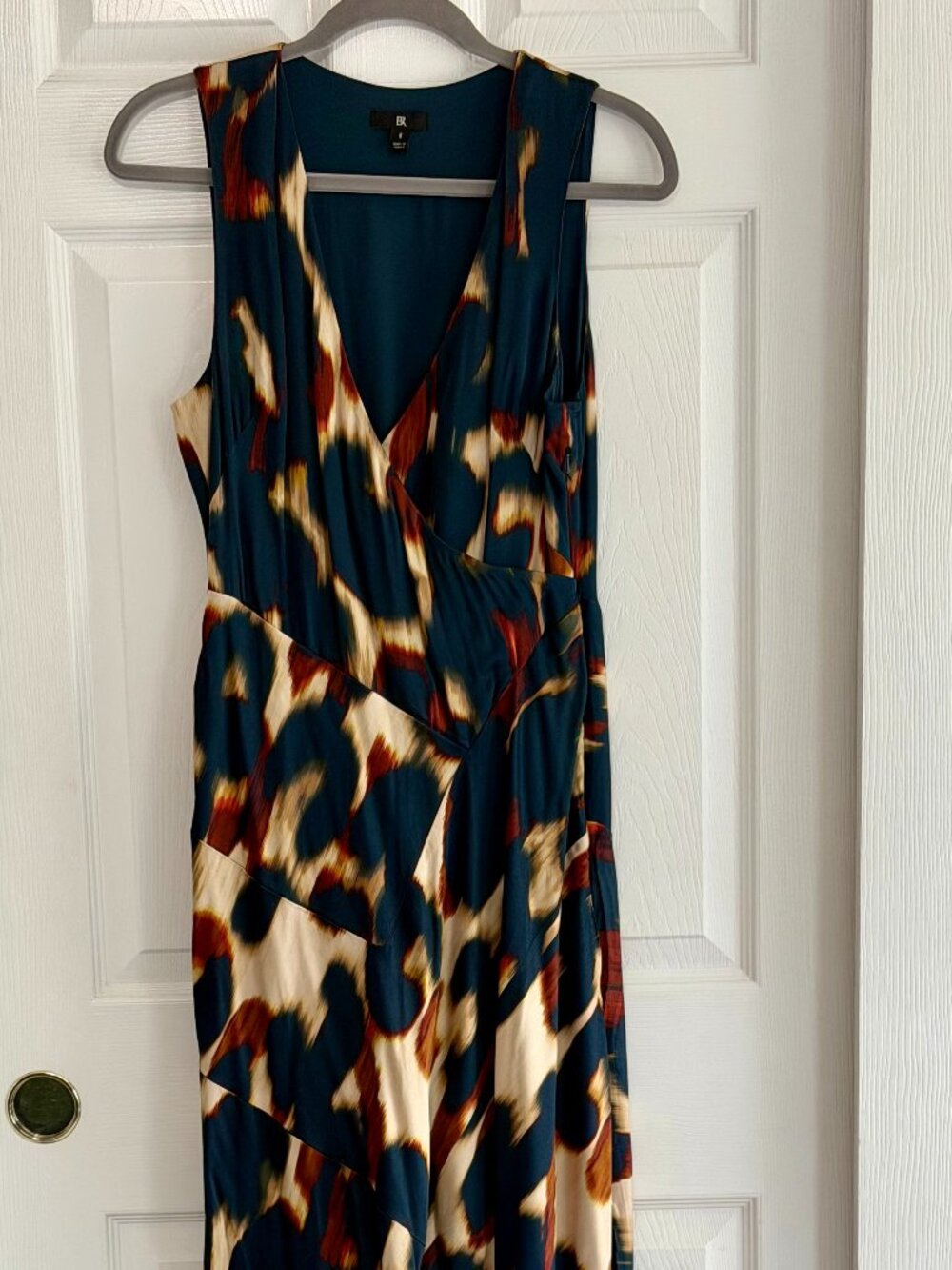 Banana Republic | V-Neck Wrap Maxi Dress | Sleeveless | Navy & Gold
